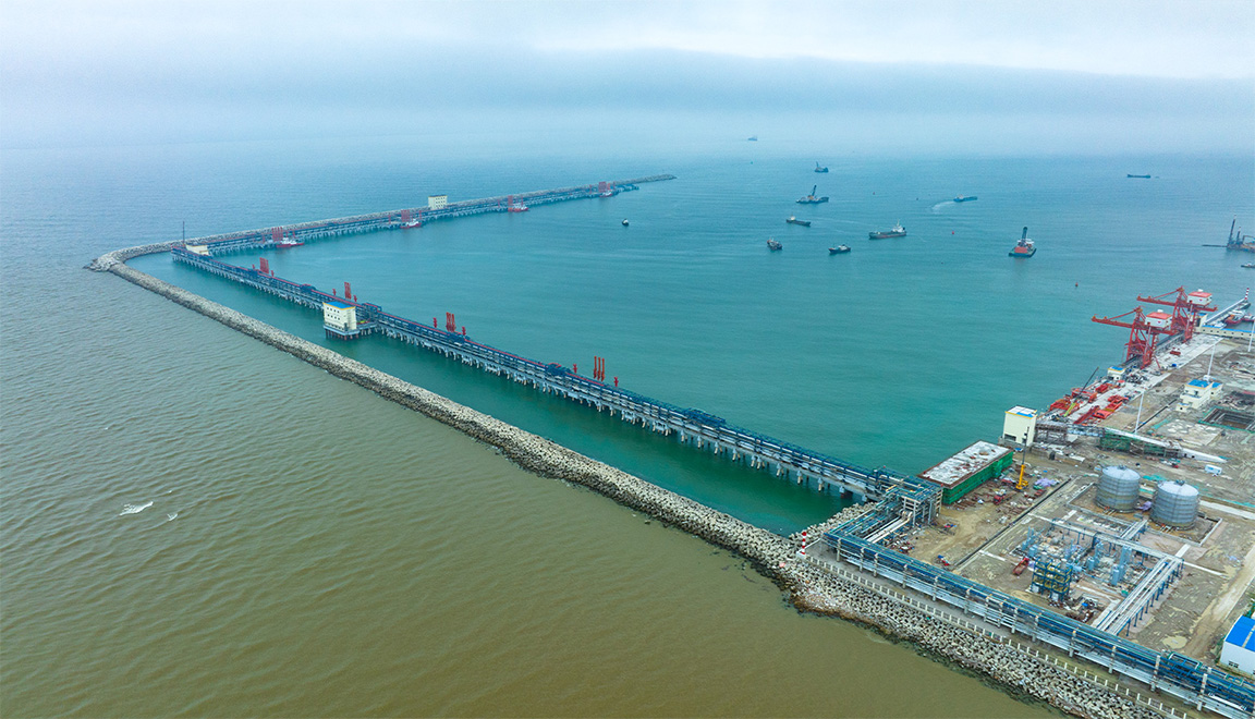 广东石化2000万吨/年重油加工工程产品码头工程