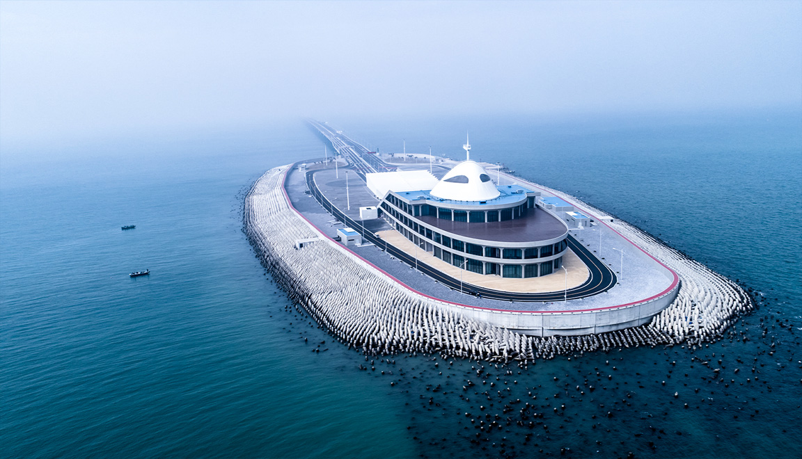 港珠澳大桥人工岛岛上建筑